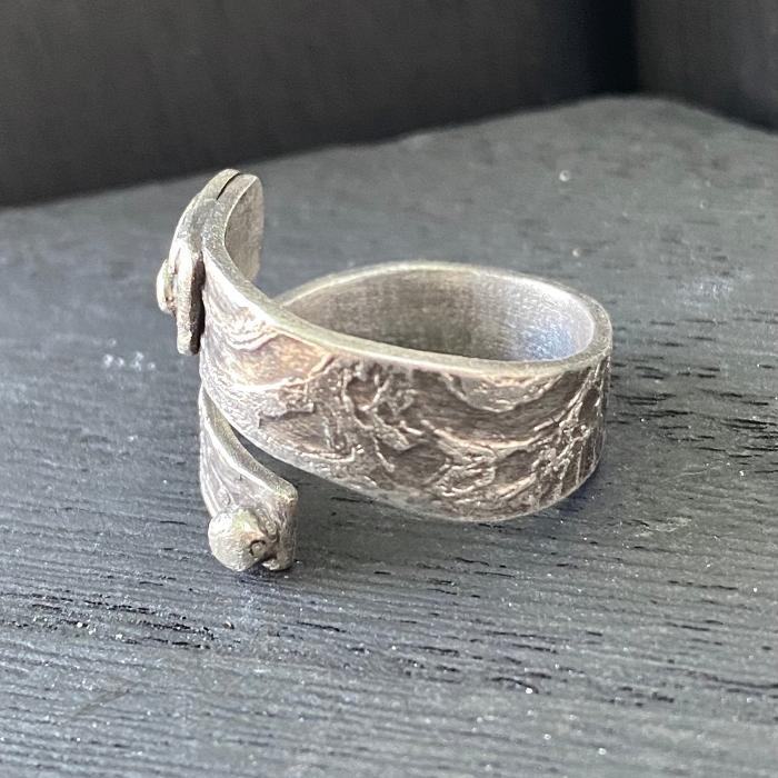 handmade 925 sterling silver adjustable etched and applique ring